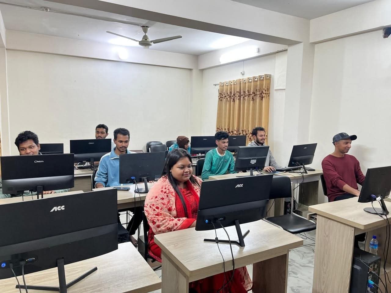 নতুন ঠিকানায় ক্লাস শুরু